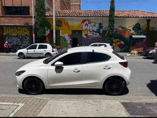 Mazda 2 Grand Touring LX 2023