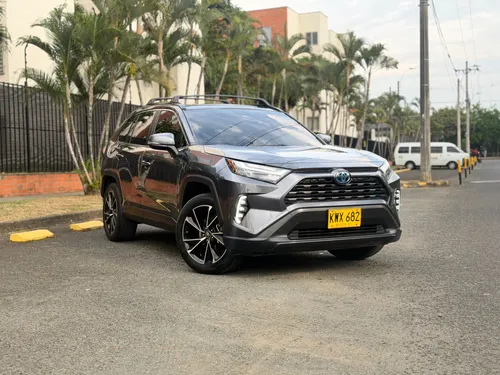 TOYOTA RAV4  XLT 2022 HIBRIDA