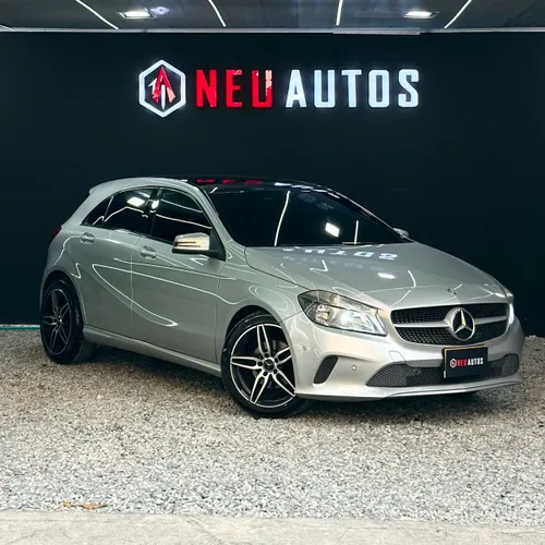 MERCEDES BENZ A200 2017