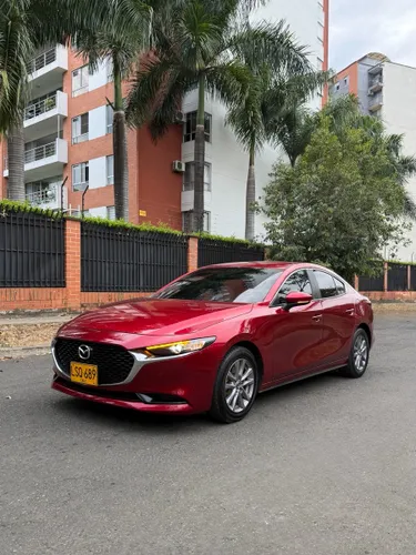 Mazda 3 touring híbrido 2023