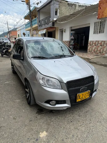 Chevrolet aveo emotion 1.6 coupe