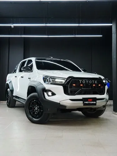 TOYOTA HILUX GR-S