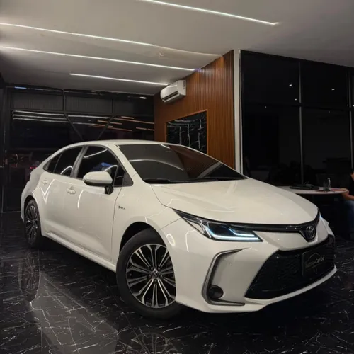 TOYOTA COROLLA XEI BLINDAJE 2