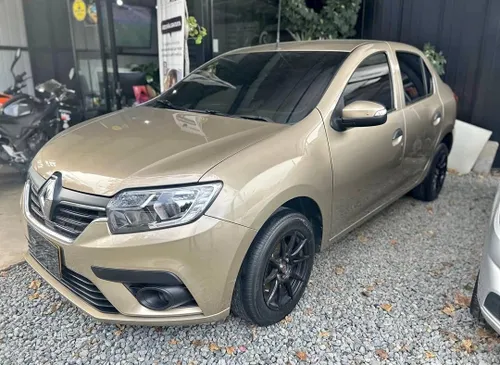 Renault Logan Life 2022