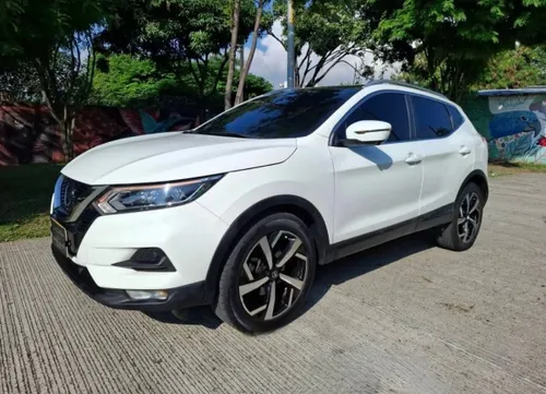 NISSAN QASHQAI 4X4 EXCLUSIVE 2021 ÚNICA DUENA.
