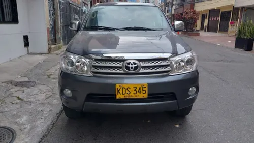 Toyota Fortuner 2.7 4x2