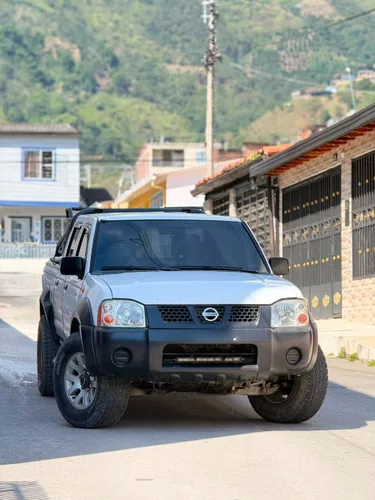 nissan frontier 2009 4x4