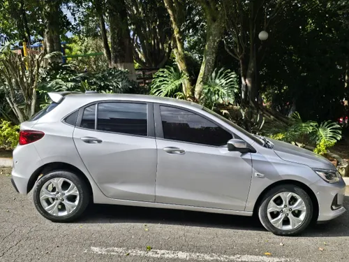 Chevrolet Onix Turbo 2022