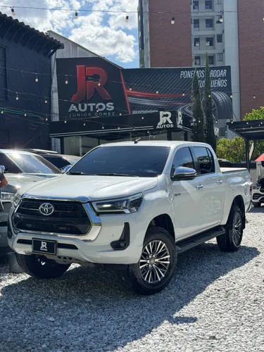 TOYOTA HILUX 2.4 2021  BLINDAJE 2