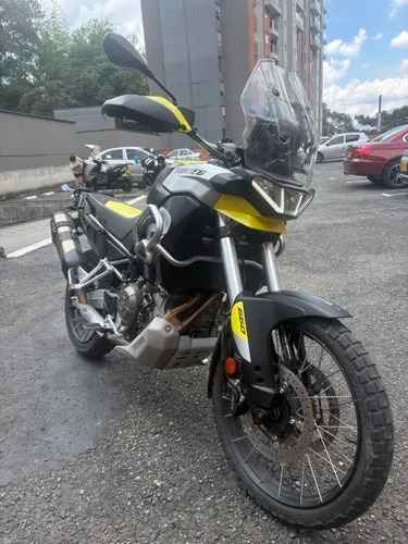 Aprilia Tuareg 660