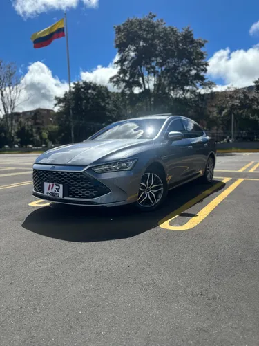 BYD QIN PLUS DM-I Híbrido Enchufable 2024