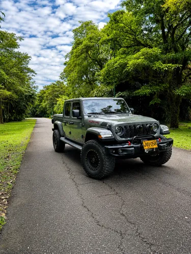 Jeep gladiator