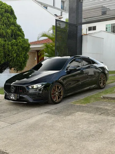 Mercedes Benz CLA 35 AMG 2022