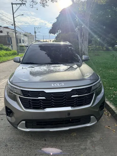 Kia Sonet Vibrant 2024