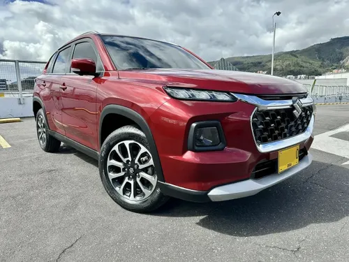 Suzuki Grand Vitara Hybrid 2023