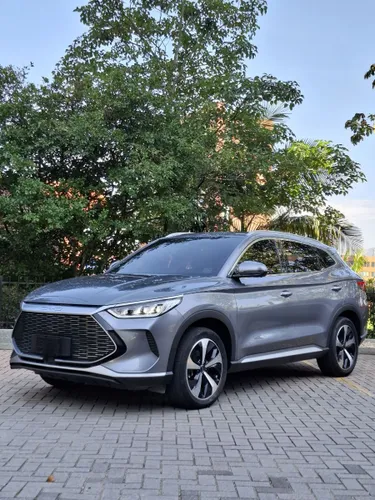 2024 BYD SONG PLUS DMI HYBRID ENCHUFABLE