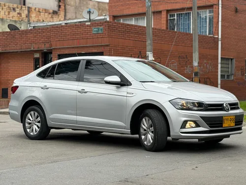 Volkswagen Virtus 2022 Comfortline como nuevo