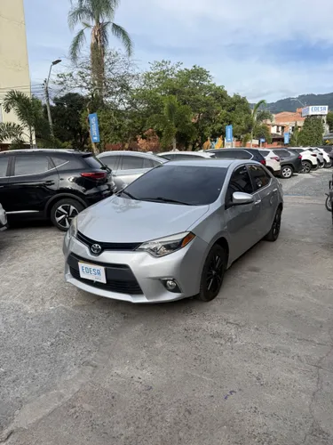 TOYOTA COROLLA LE