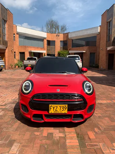 Vendo Mini Cooper John Cooper Works 2019 con 42.000 Mil Kms