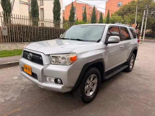 Toyota 4Runner 4.0 V6 2012