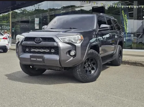 Toyota 4Runner SR5 2014