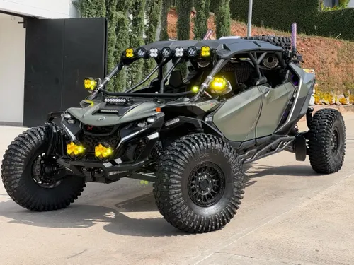 Can am Maverick R Max XRC 2026