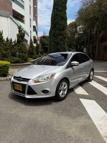 Ford Focus Se mecánico 2013
