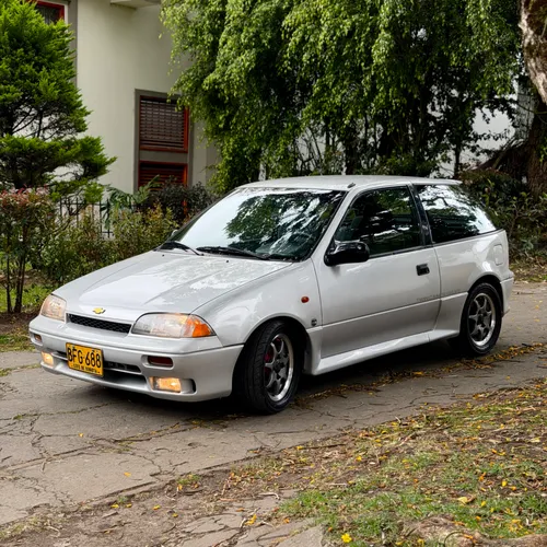 CHEVROLET SWIFT TWINCAM 1.3 GTI 1995