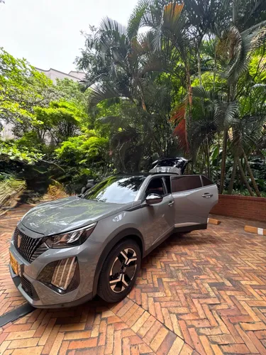 Peugeot 2008 ALLURE 2025