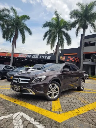 Mercedes Benz Gla200