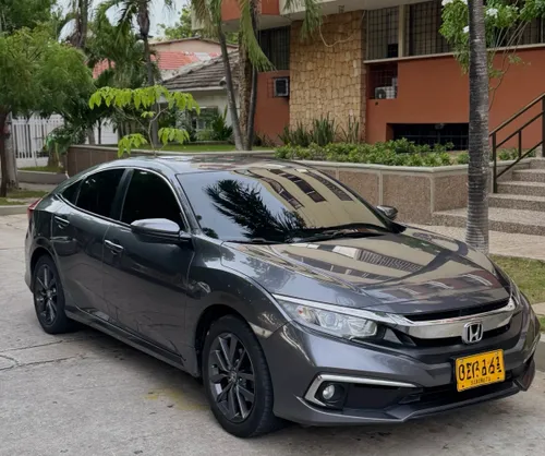 Honda Civic 2.0 automático 40.000 km