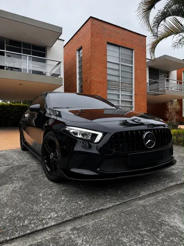 Mercedes benz a200 2019