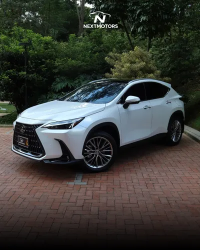Lexus NX 350h Luxury 2025