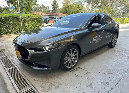 Mazda 3 Grand Touring 2027