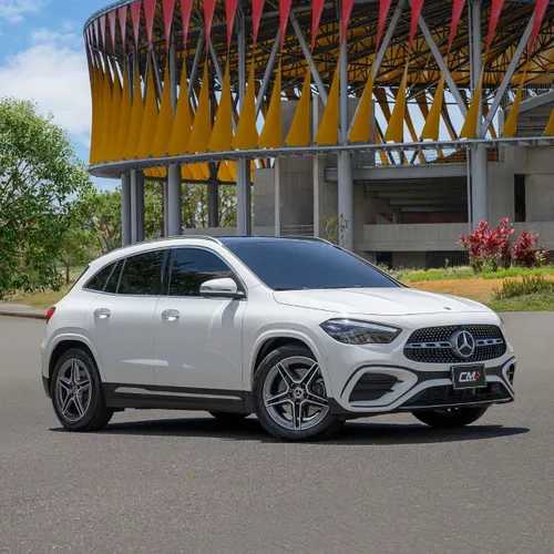 MERCEDES BENZ GLA 250