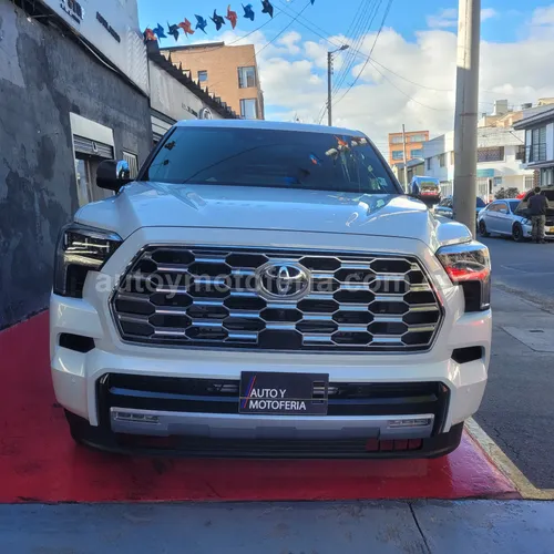 Toyota Sequoia Capstone Modelo 2026