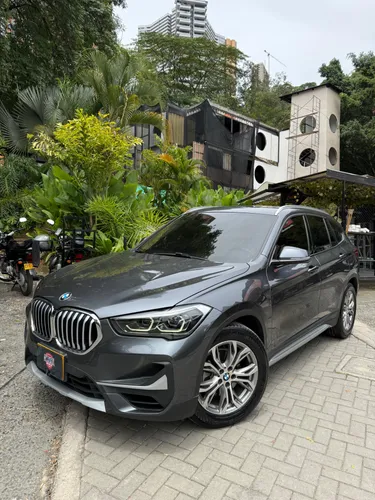 BMW X1 DRIVE 18i 2021