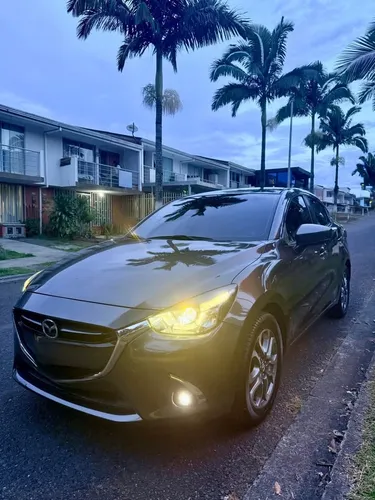 Mazda 2 Grand Touring LX Sedan 2019