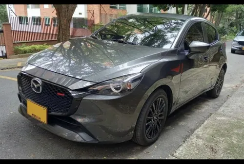 Mazda 2 Grand Touring Carbon Edition