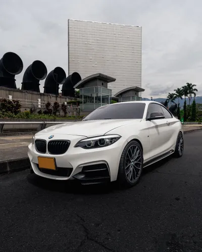 BMW M240i M Performance