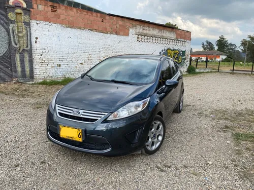 Ford Fiesta Se 2011