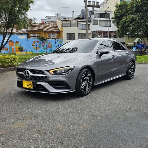 mercedes benz cla 180 vidrios blindados escribir al whatsapp