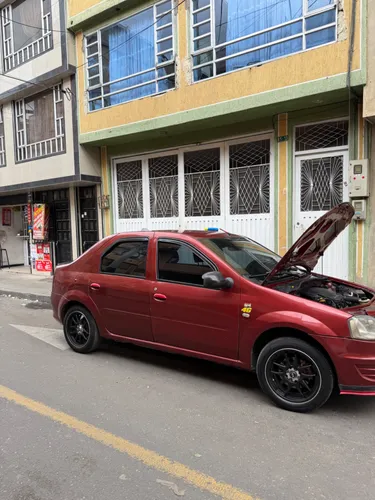 Renault Logan 2012
