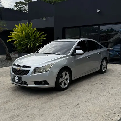 Chevrolet Cruze - 2011
