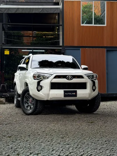 Toyota 4Runner SR5 2019