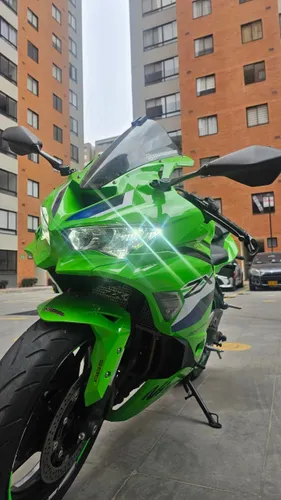 Kawasaki ZX4RR 2026
