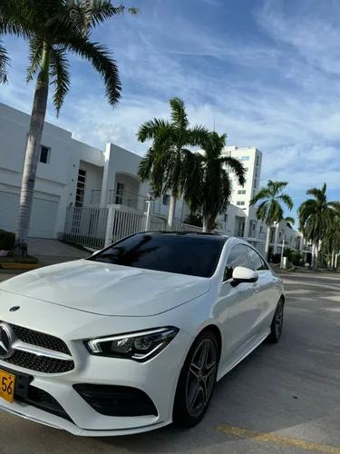Mercedes benz CLA180 2021