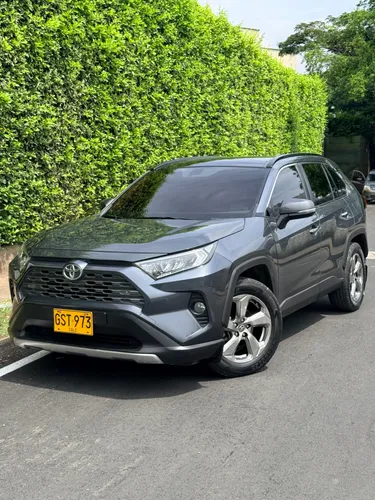 Toyota RAV4 Limited 2020