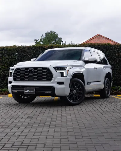 TOYOTA SEQUOIA PLATINUM HIBRIDA 2024