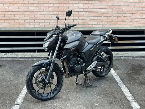 Yamaha FZ250 2023